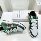 B - SNEAKERS