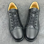 C - SNEAKERS