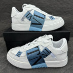 V - SNEAKERS