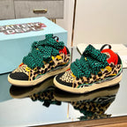L - SNEAKERS