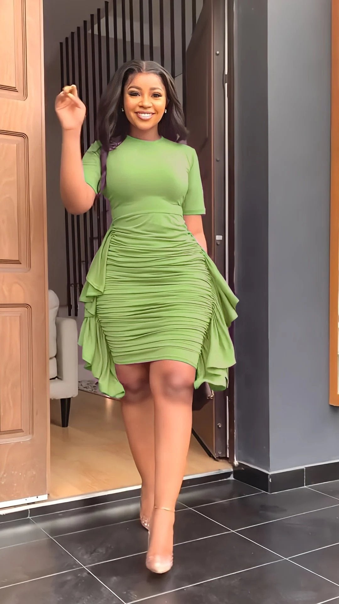 e??￥49%OFF e???Round Neck Short Sleeve Irregular Ruffle Midi Dresses