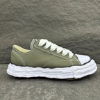 M - SNEAKERS
