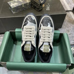 V - SNEAKERS